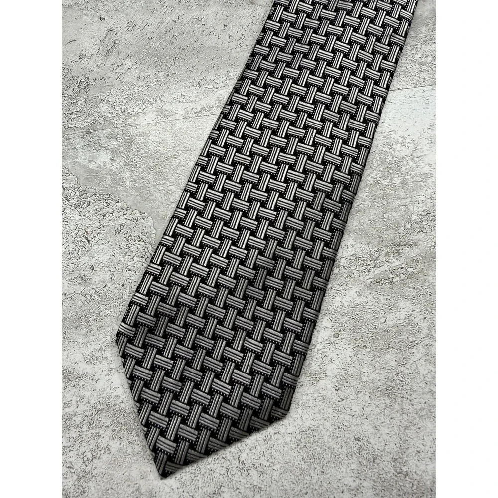 IKE BEHAR 100%‎ Silk Tie Mens One Size Black Geometric Jacquard Pointed Necktie