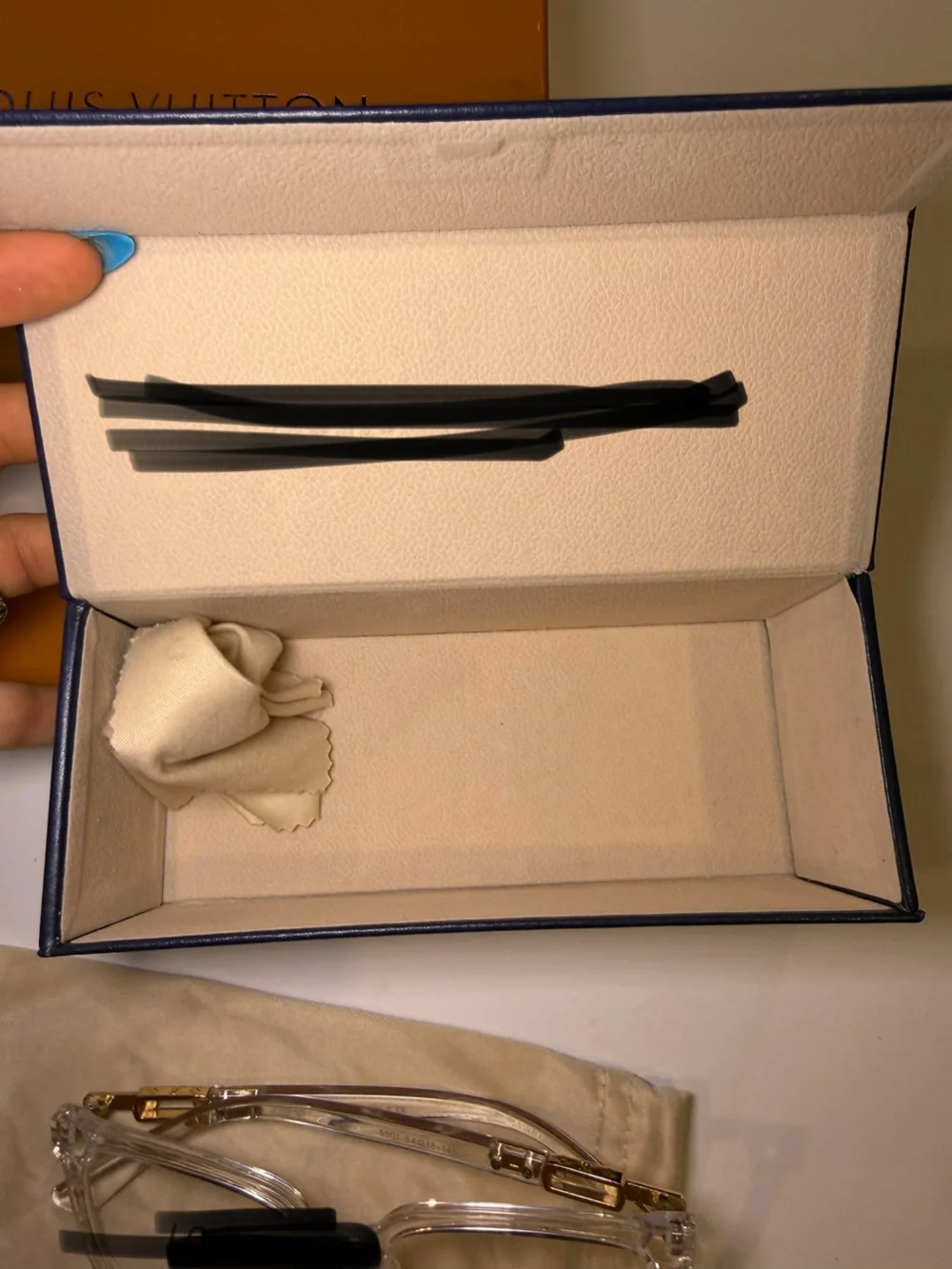 No brand transparent acetate