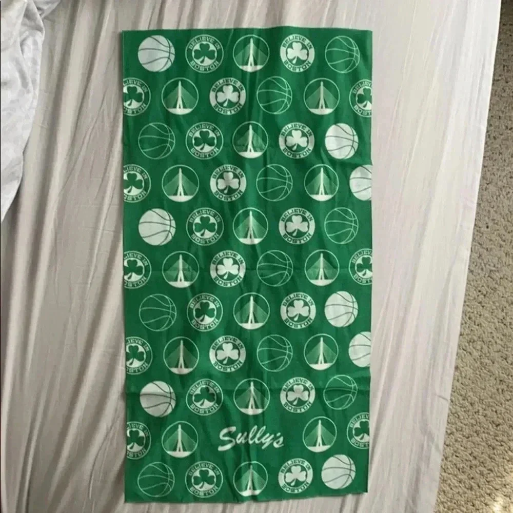 🧽BNWT Celtics Neck Gaiter