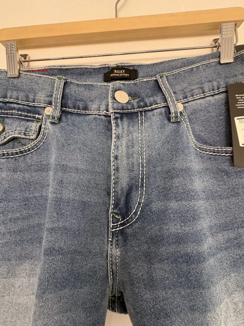 True Religion big are closure