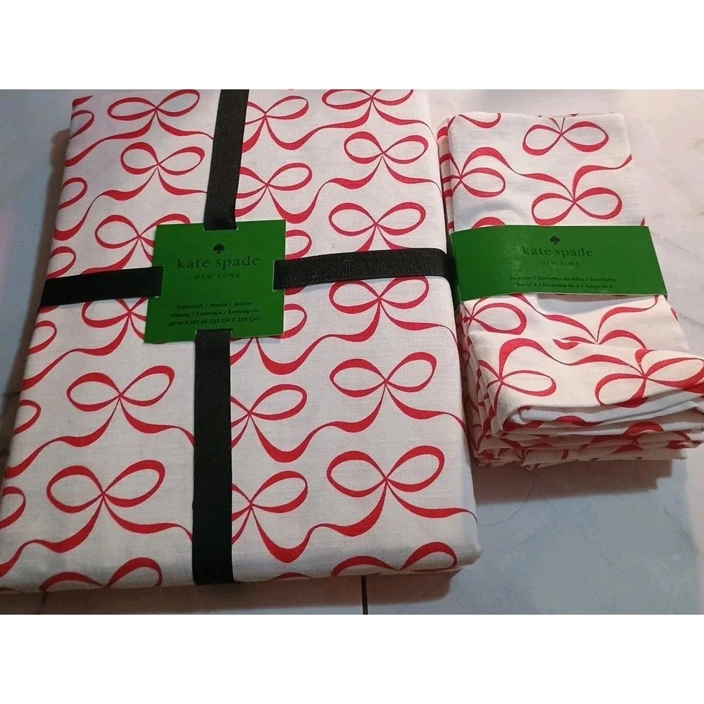 New Kate Spade Tablecloth White w/ Red Bows 60 x 102