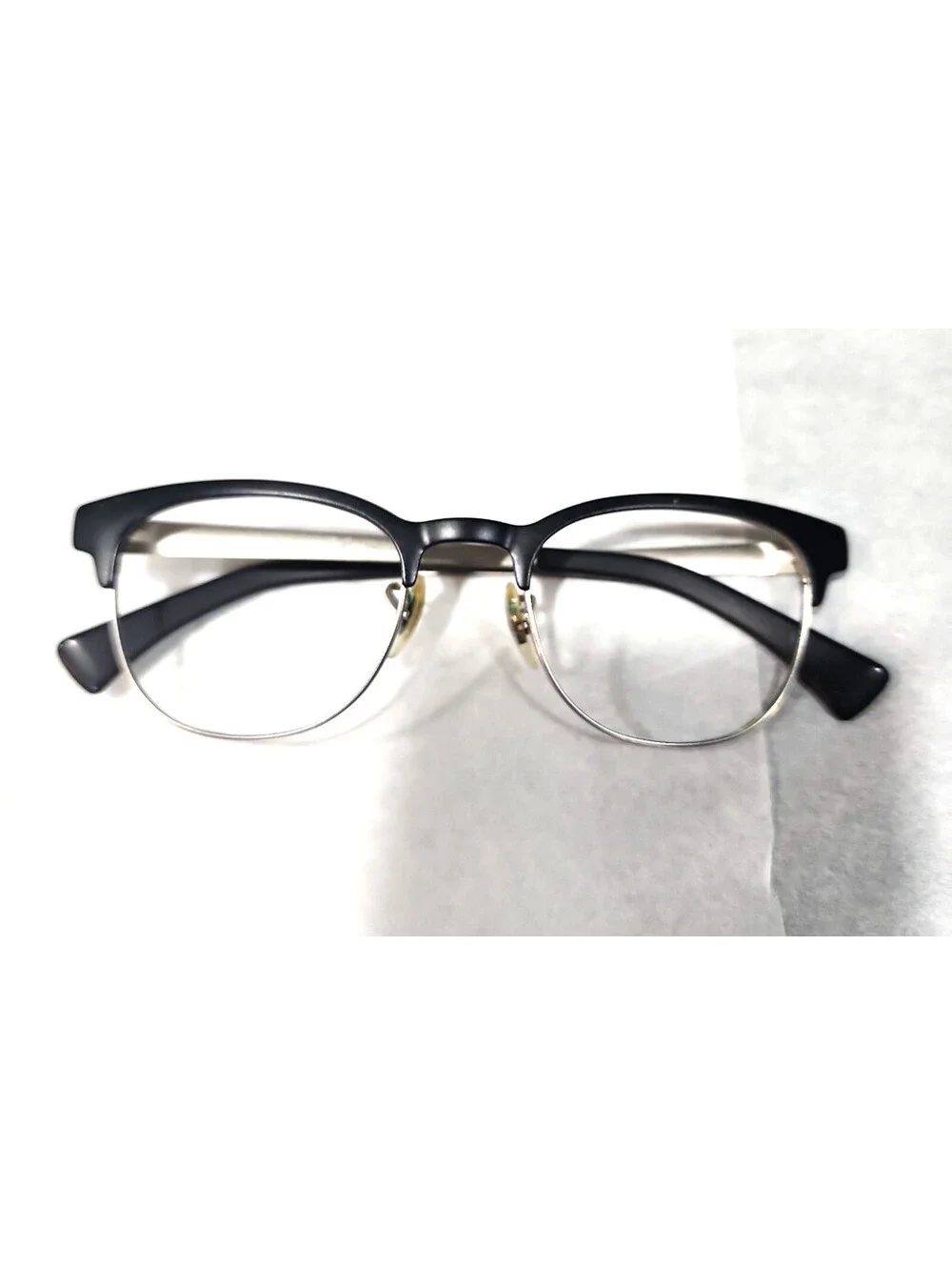 Ray-Ban *selling as