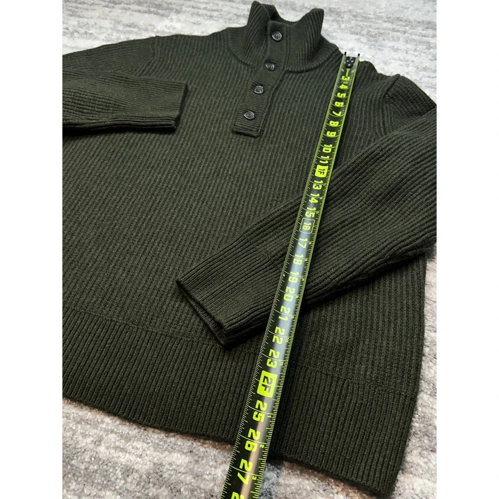 Banana Republic wool pullover