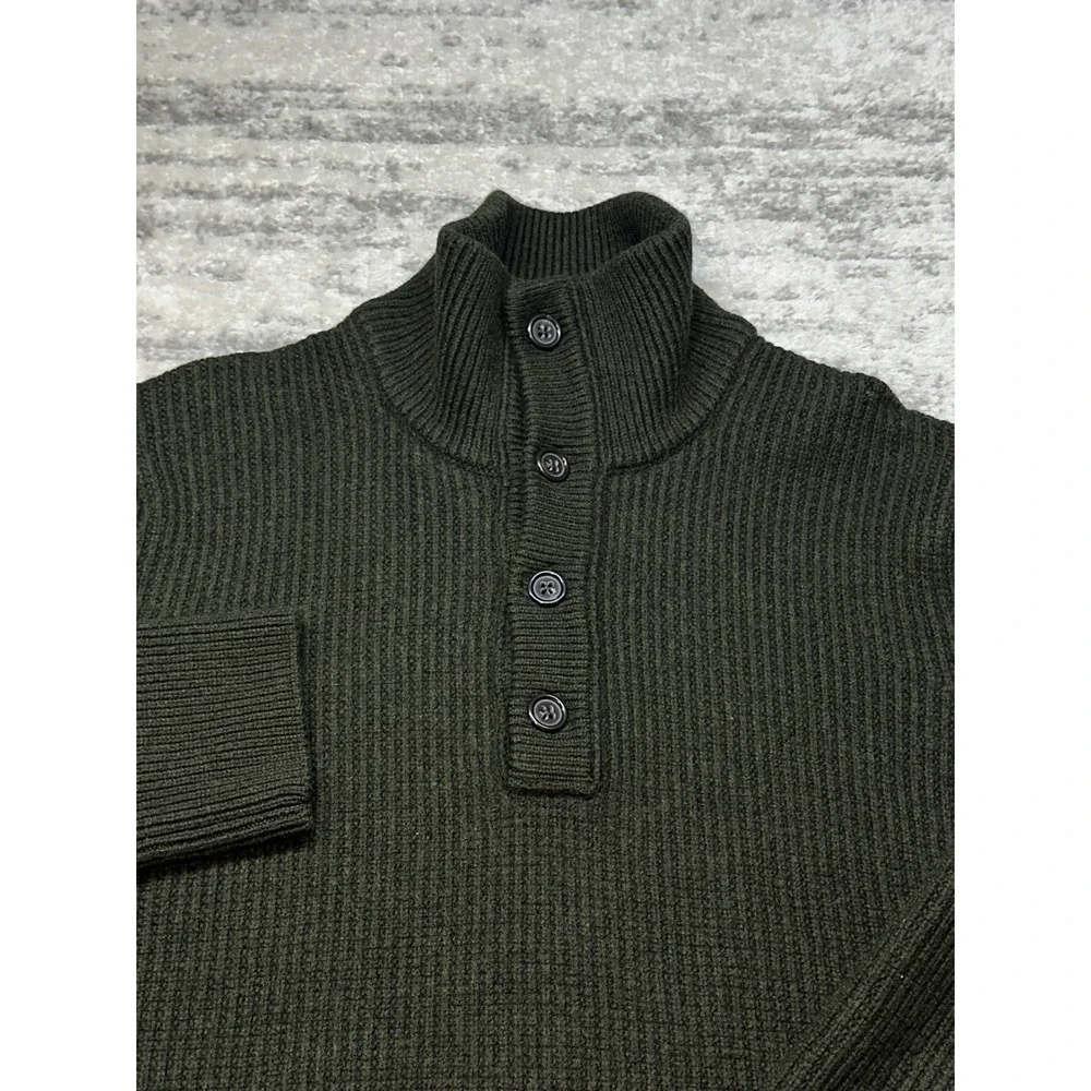 Banana Republic wool pullover
