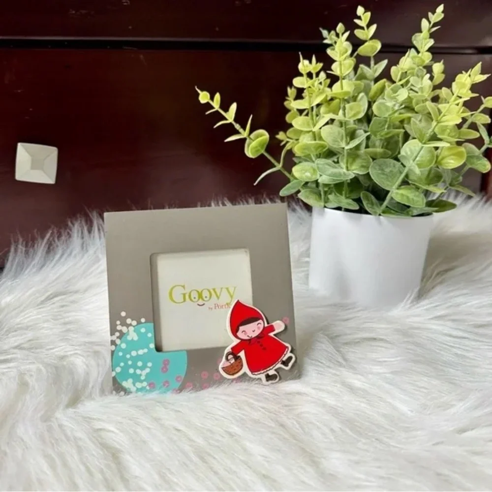 Goovy by Portico goovy by