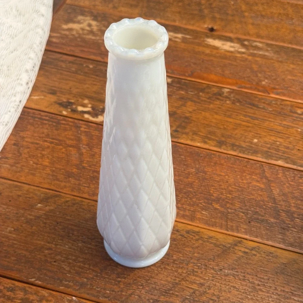Vintage EO Brody Milk‎ Glass Bud Vase White Diamond Quilted Scalloped Rim 8.75in