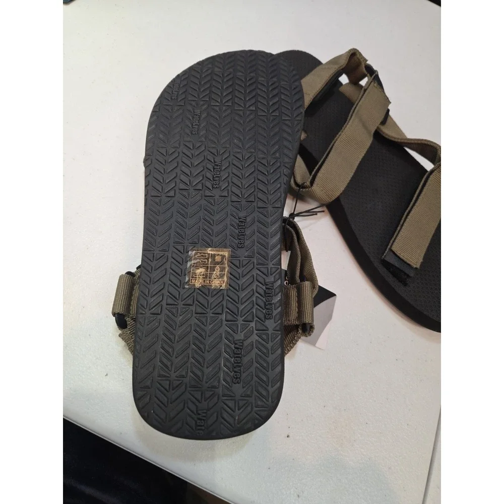 WateLves men sport