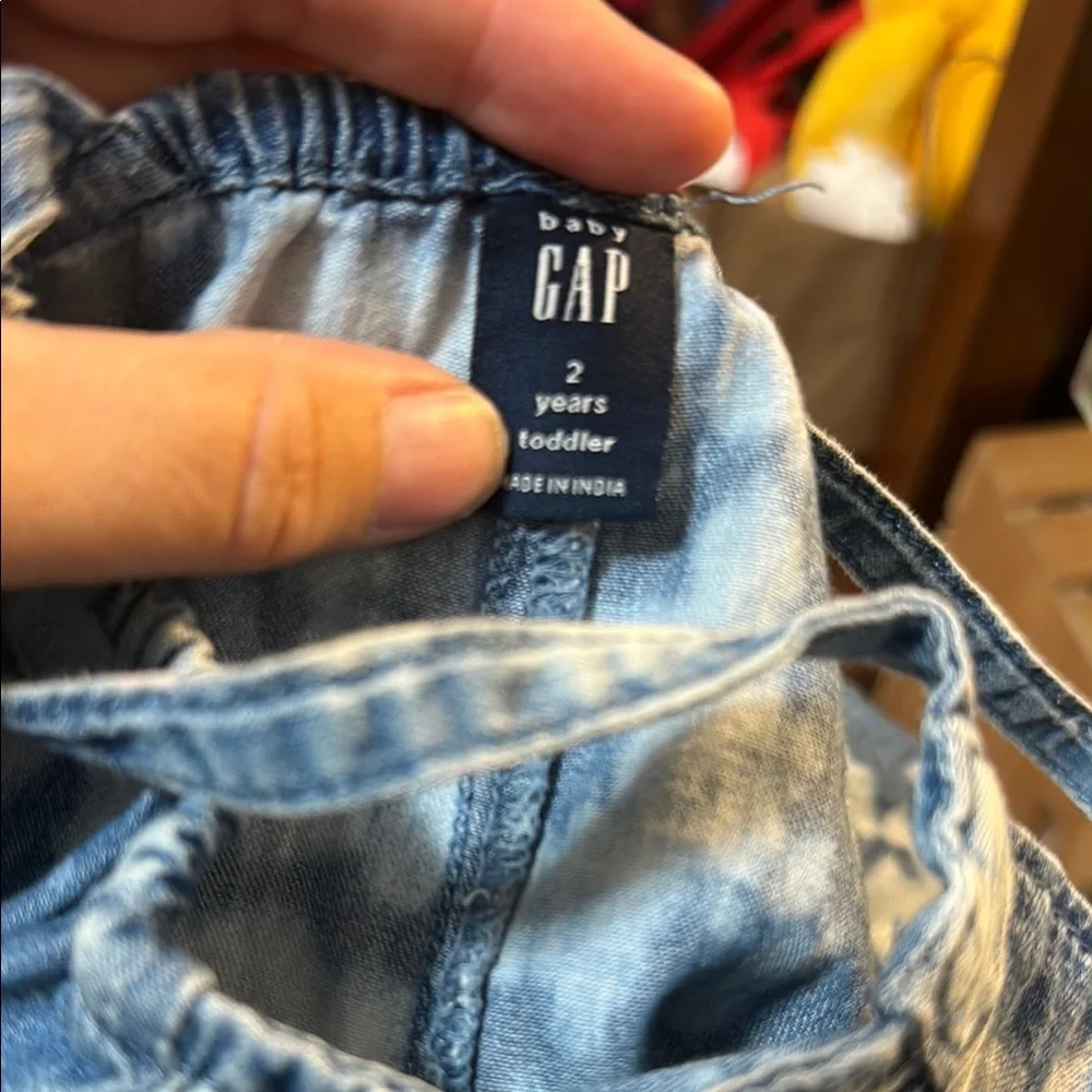 GAP chic tie