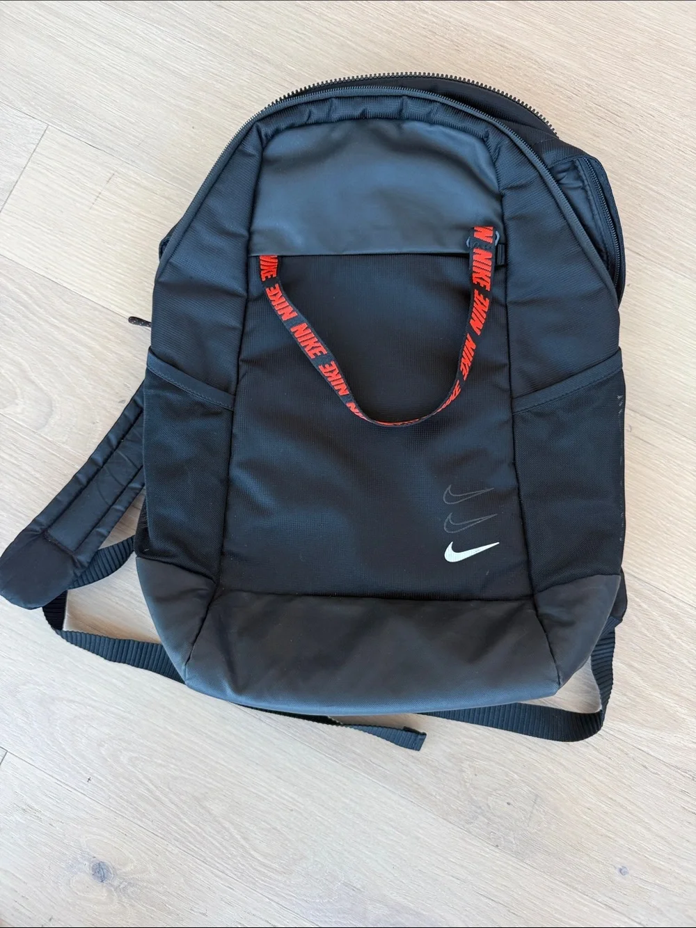 Nike Sportswear Essential Backpack