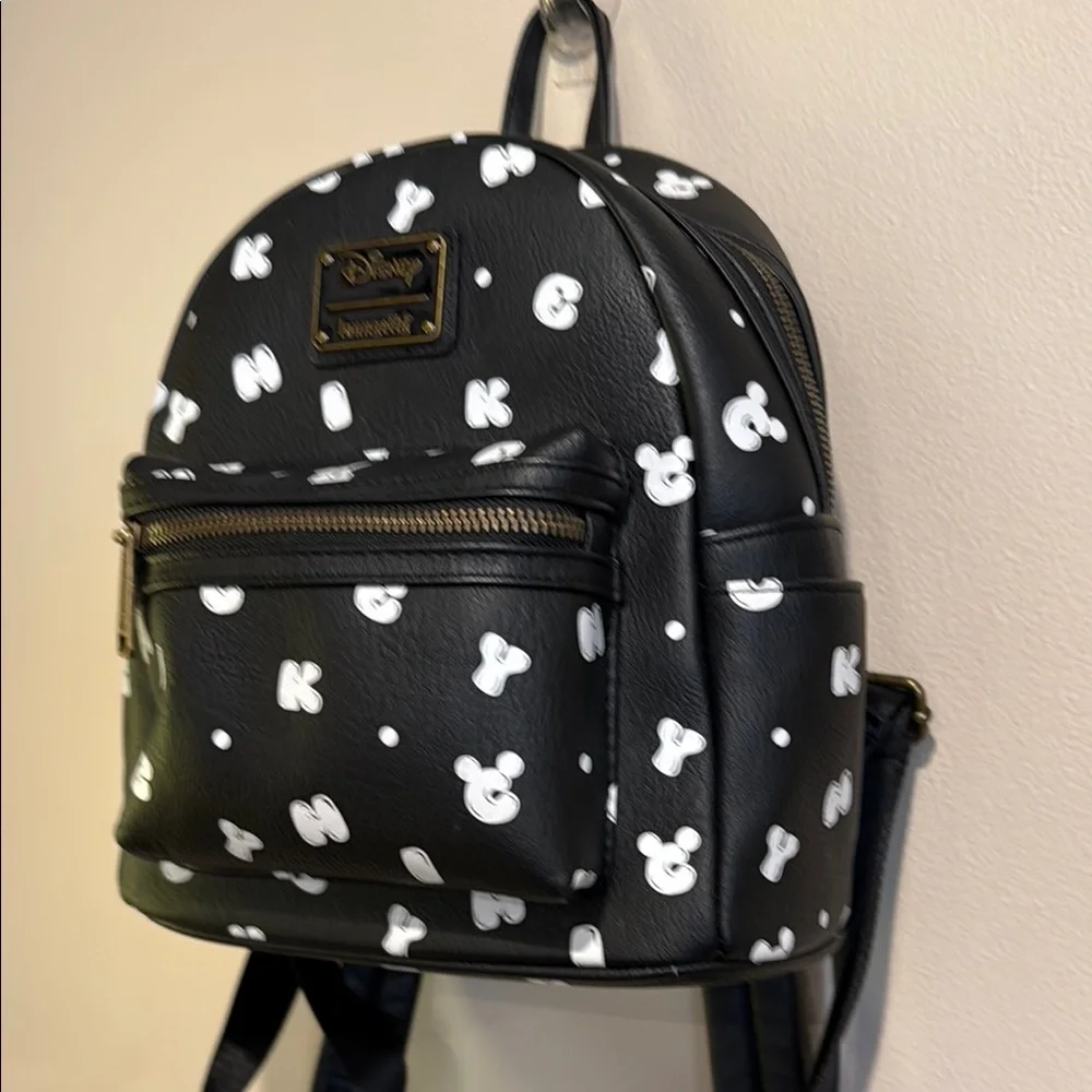 Loungefly this accessory