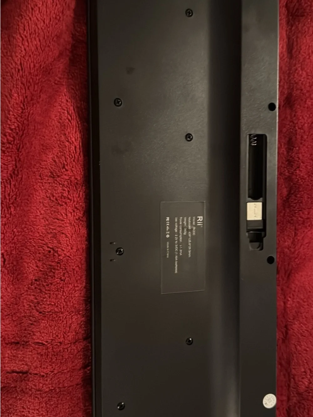 Source Unknown compact black