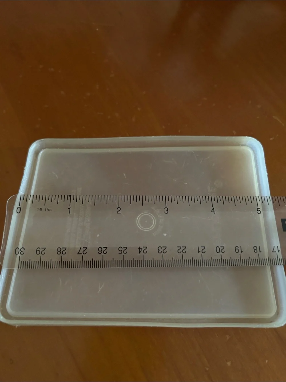 Tupperware lid plastic please