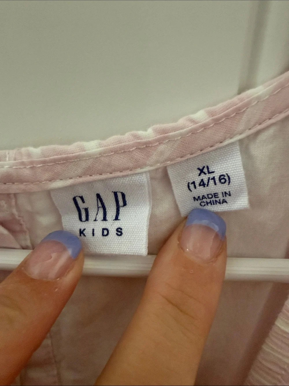 GAP light pink