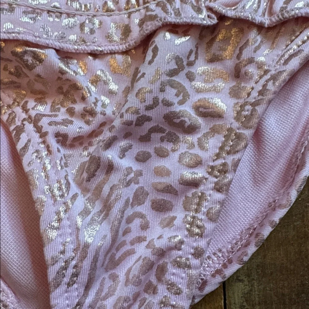 Vince Camuto chic pink