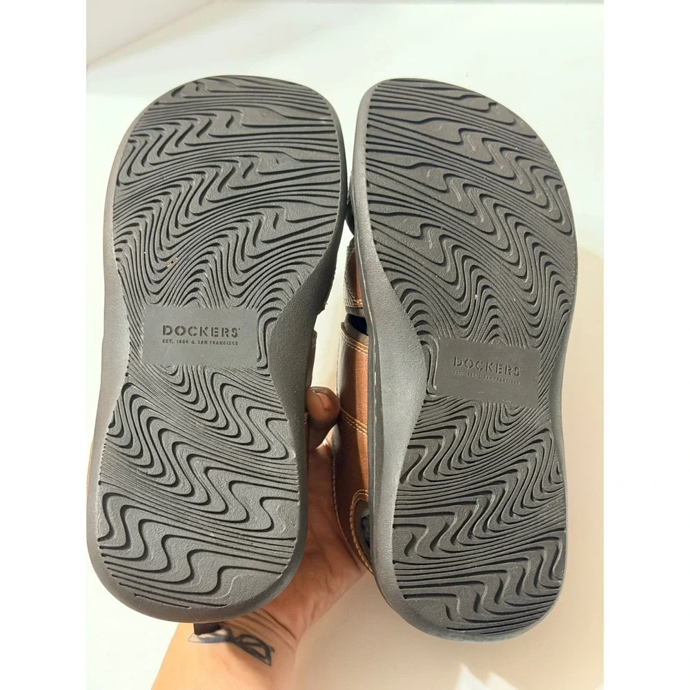 Dockers Mens Fusion Footbed Memory Foam Fisherman Sandals Brown 8M 90-21377