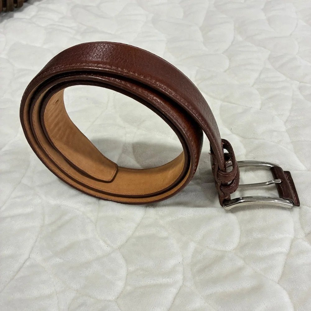 N/A belt color features