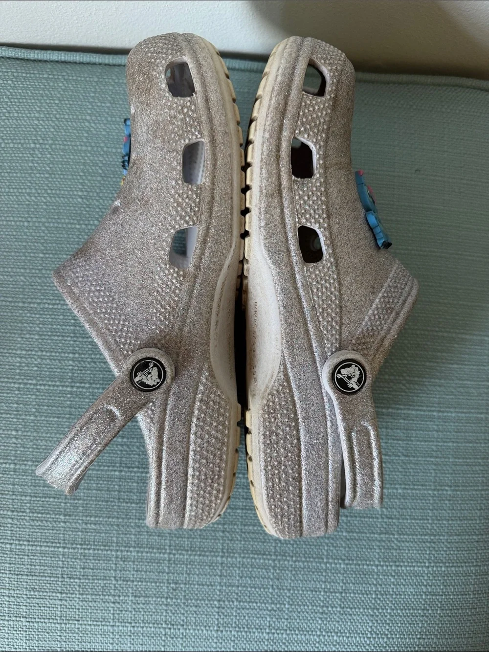 CROCS easy perforated finish