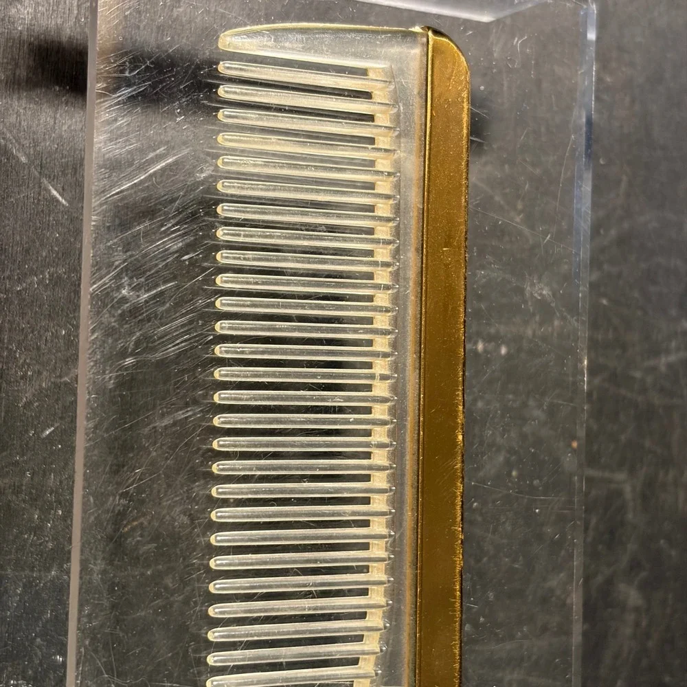 N/A vintage lucite