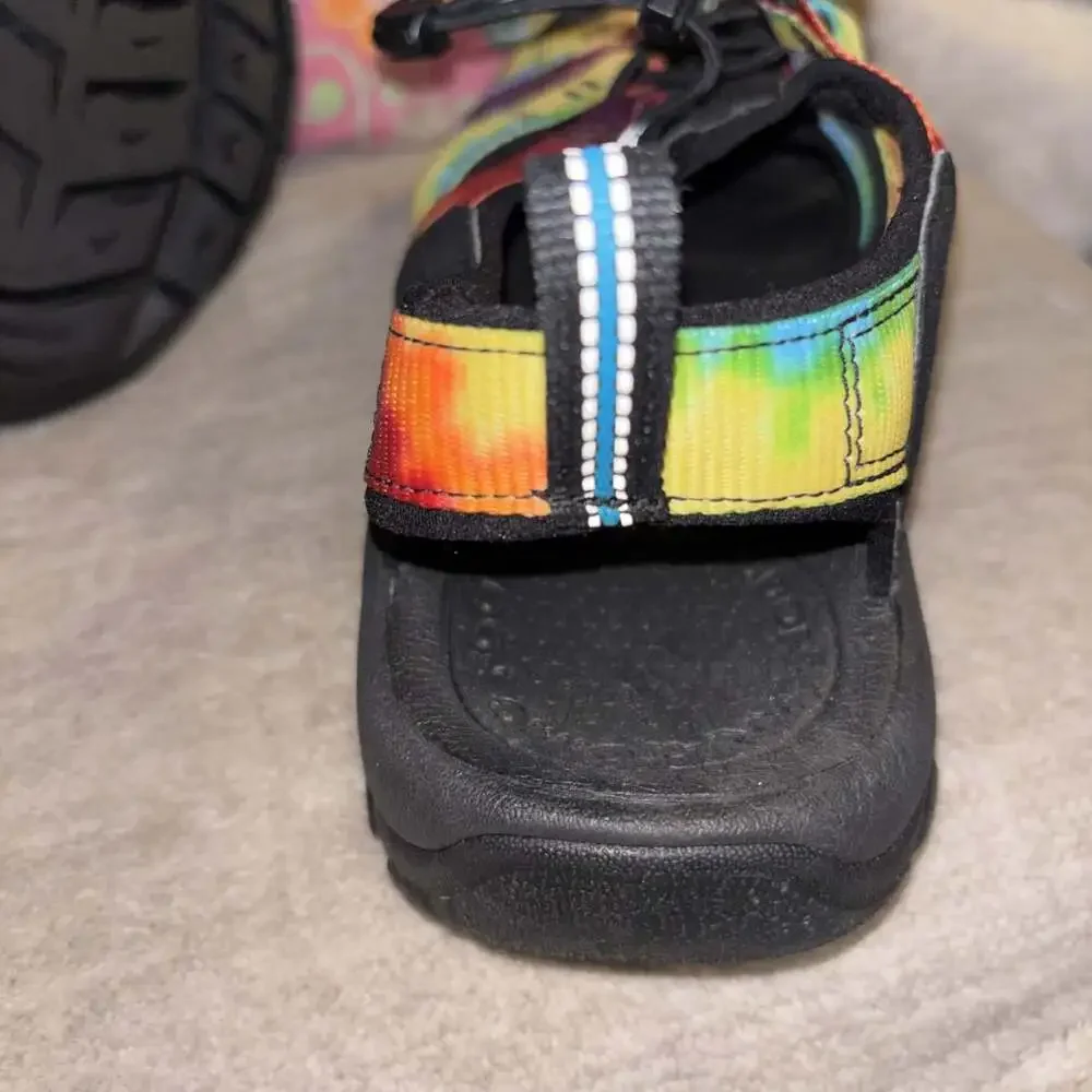 KEEN newport retro