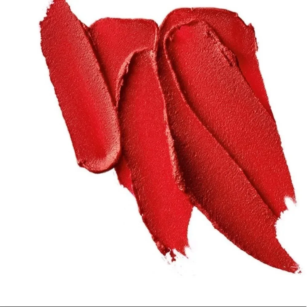 MAC Cosmetics weightless moisture