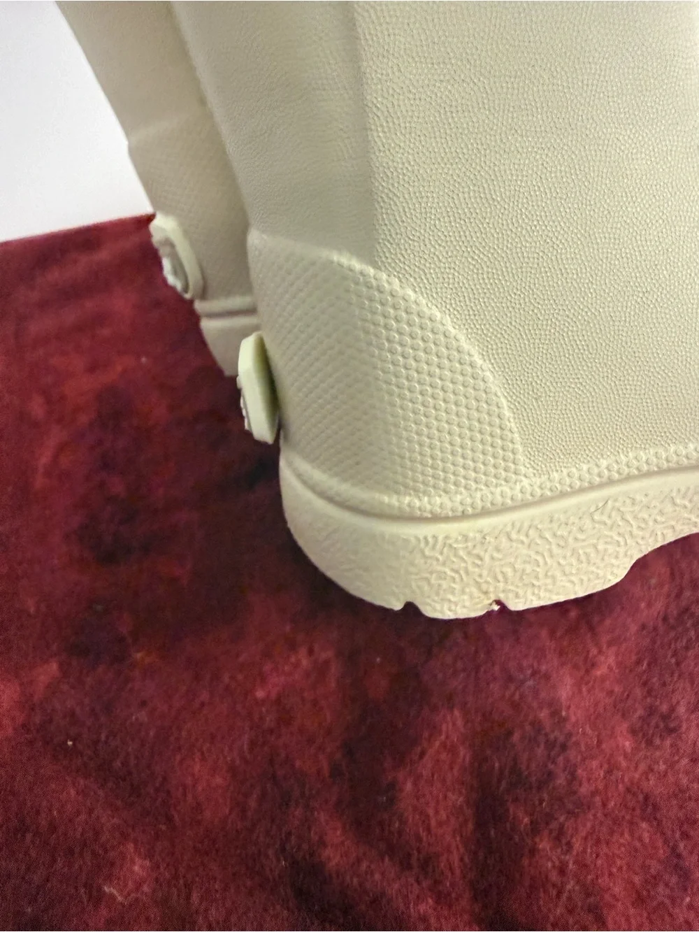 BearPaw kids’ rubber