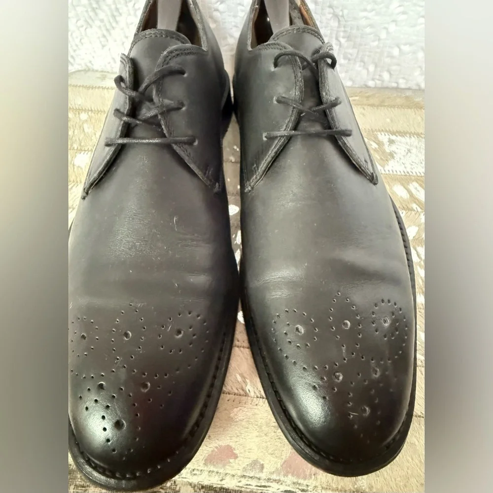 Black Brown 1826 black brown