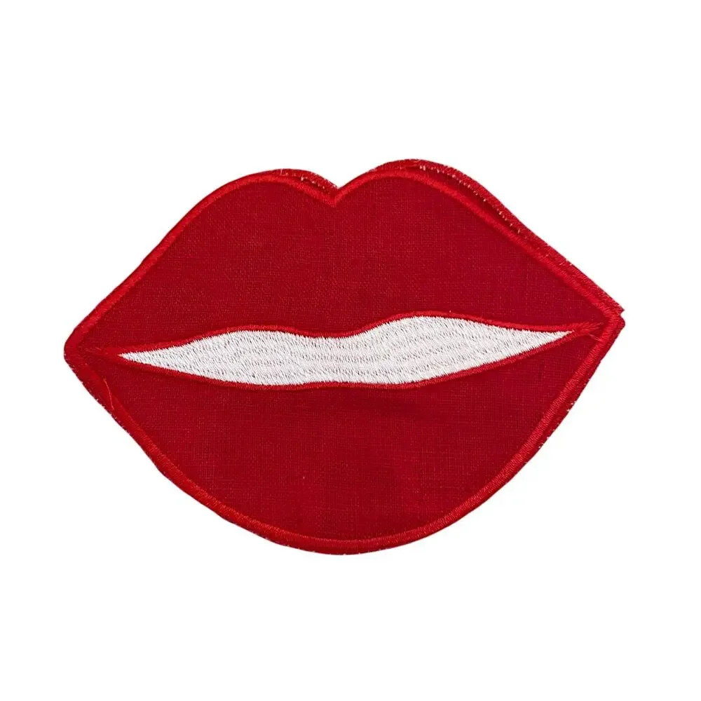 Chefanie RED LIP Cocktail Napkins 4x6 Linen Set of 4 Valentines Day XO New