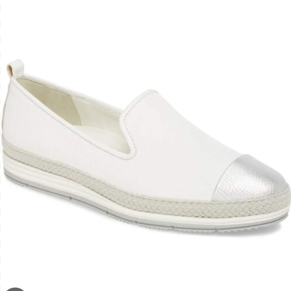 Paul Green Posh White& Silver Espadrilles Size 9‎