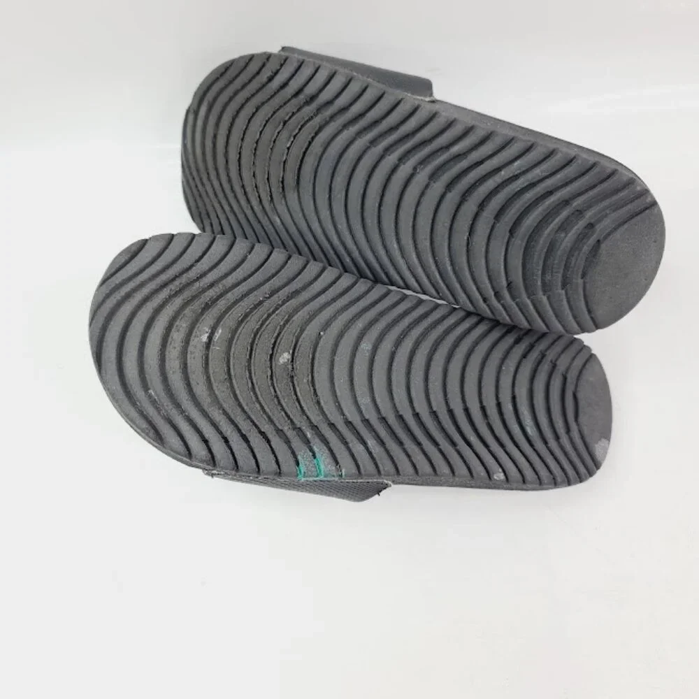 Nike boy black