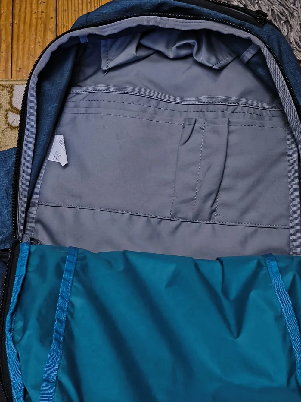 Nike men blue