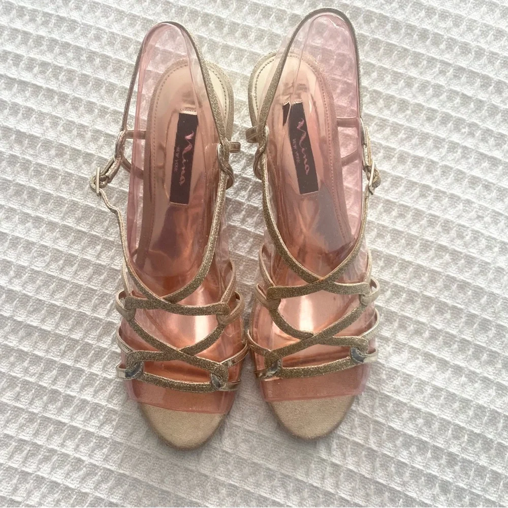 Nina shimmering gold