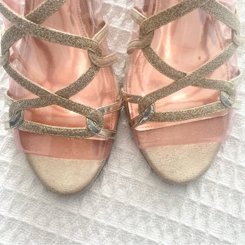 Nina shimmering gold