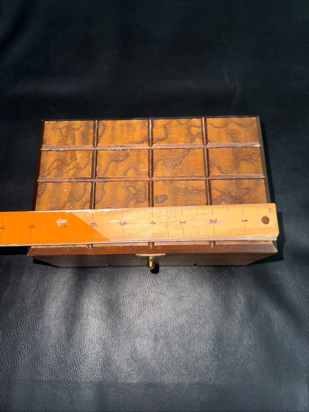 N/A classic wooden
