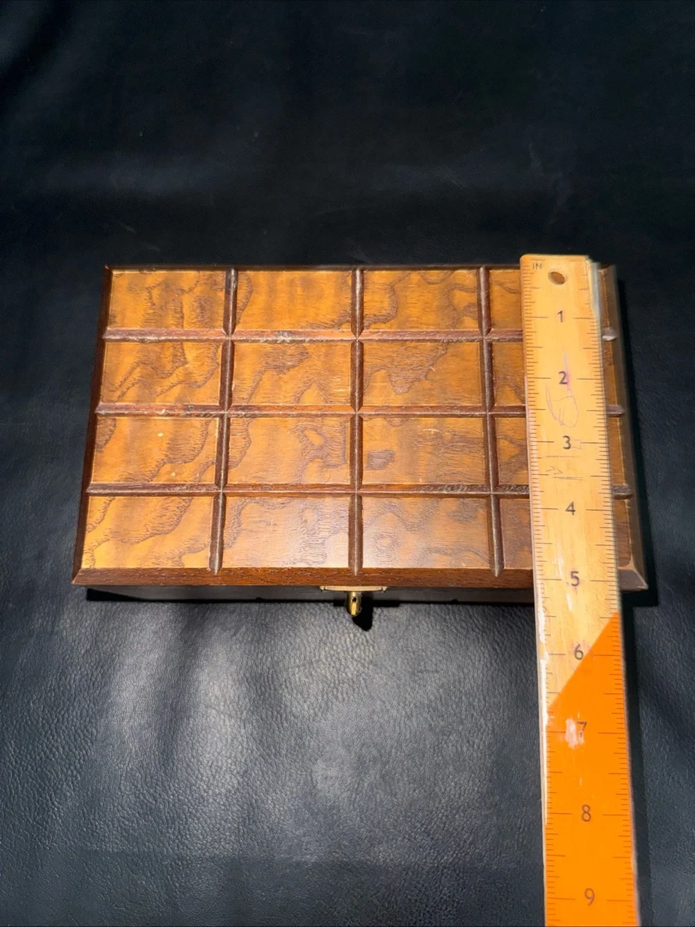 N/A classic wooden