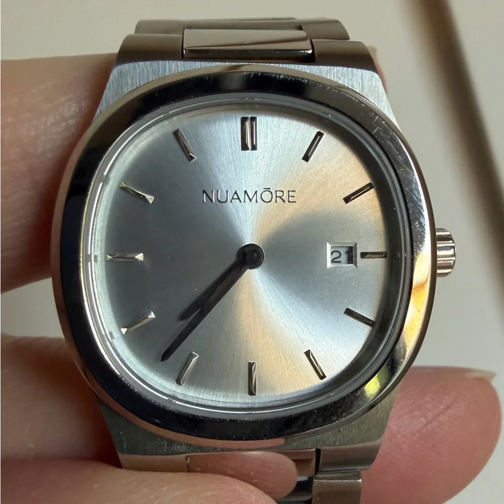 Nuamore Oceana Watch