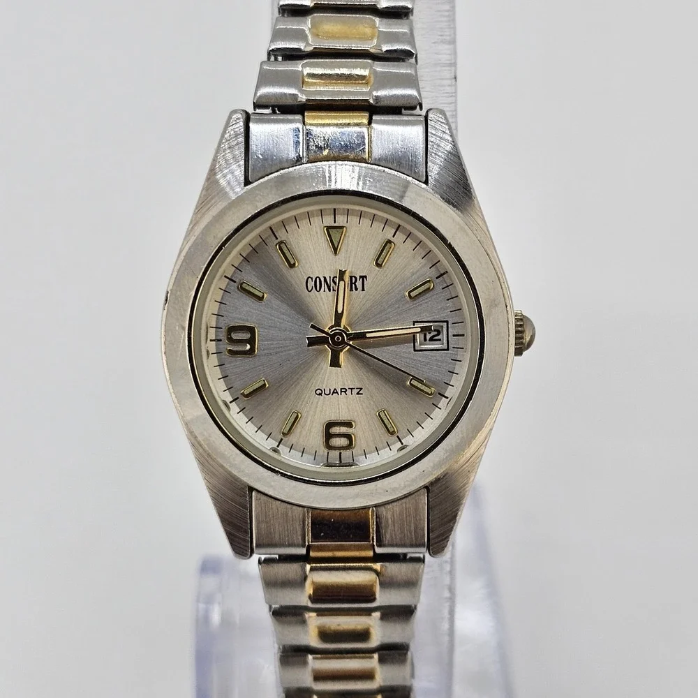 Consort Women Watch 26MM Gray Dial Two Tone Expandable Band 5.75' NEW Battery‎