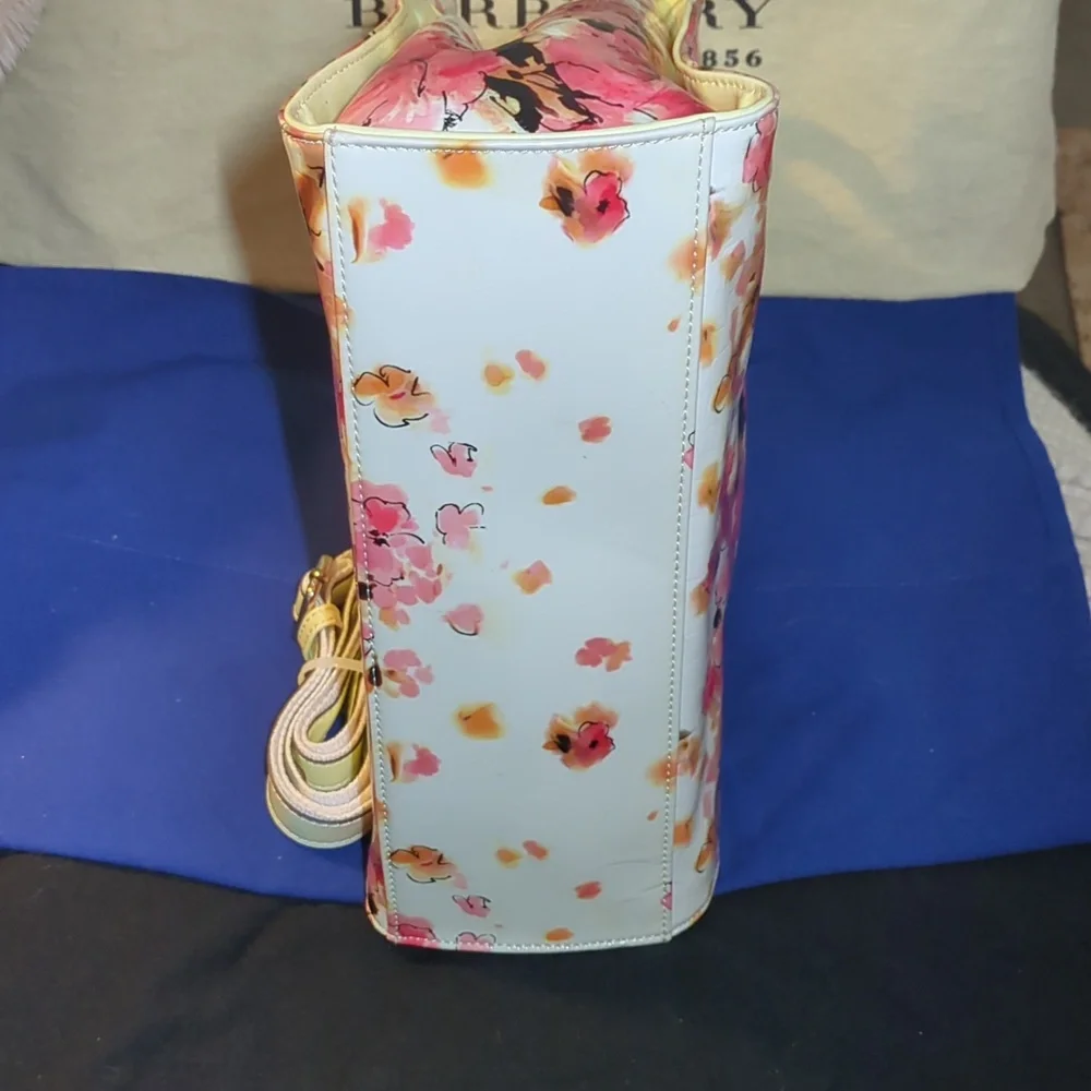 Haiying Snider stylish floral