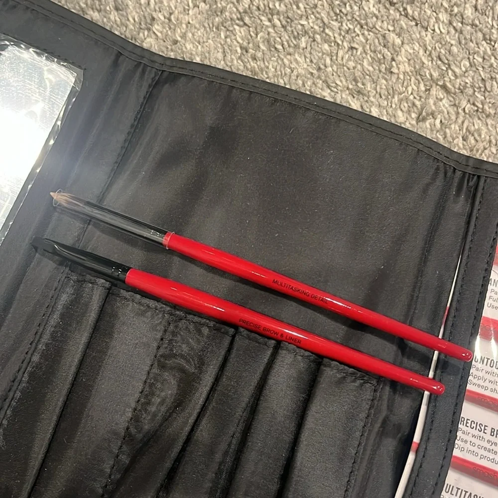 Smashbox makeup brush