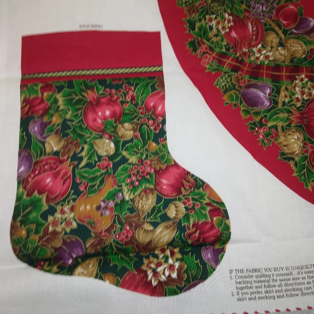 FABRIC Christmas Orchard Tree Skirt ans stocking See & Sew panel
