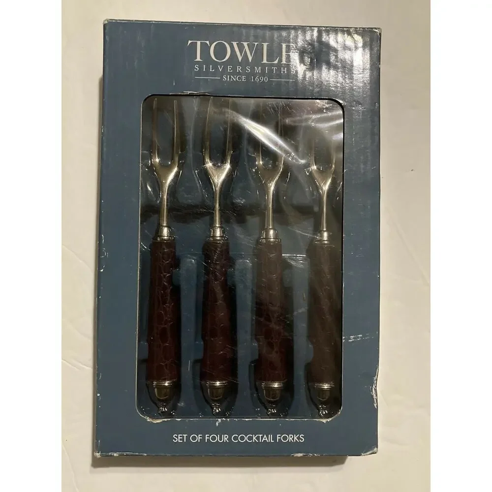 TOWLE Living Stainless Steel Crocodile Print Cocktail Forks‎ Set of 4