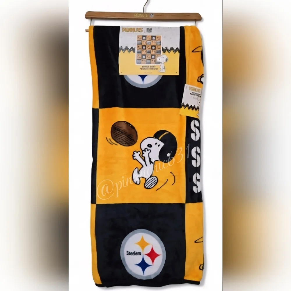 Peanuts cozy official