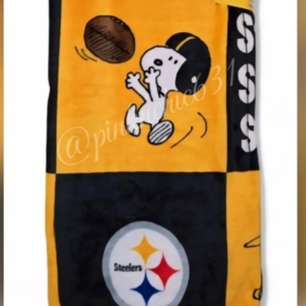Peanuts cozy official