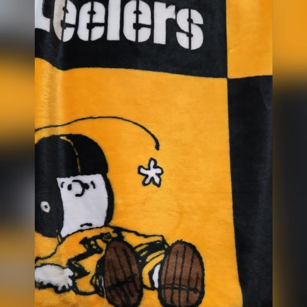 Peanuts cozy official