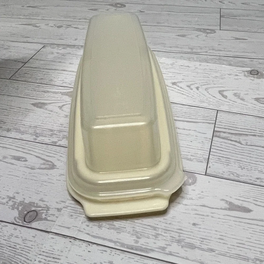 Tupperware rubbermaid vintage