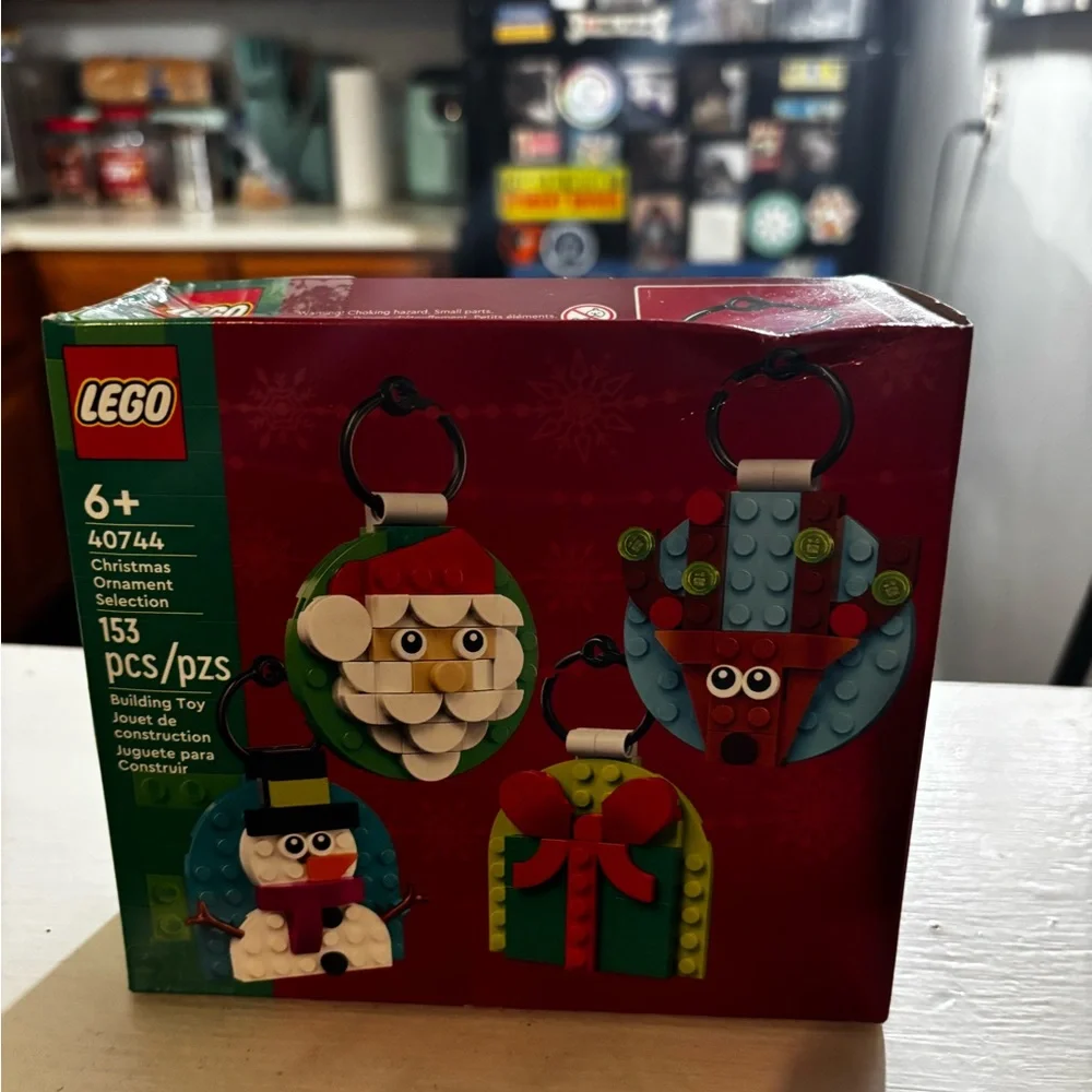 Lego holiday red blue