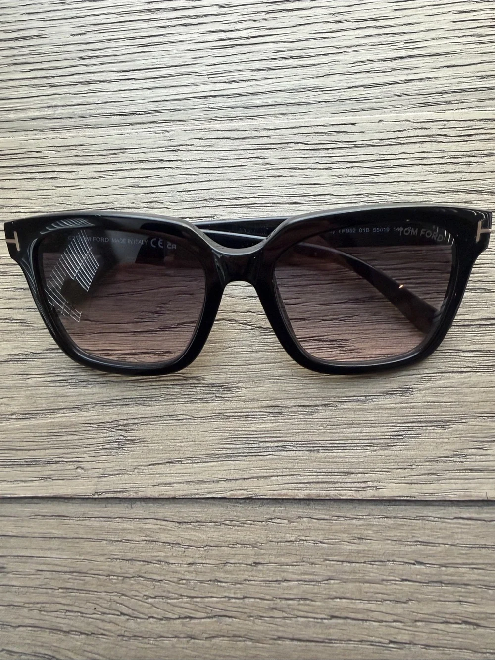 N/A women’s tom