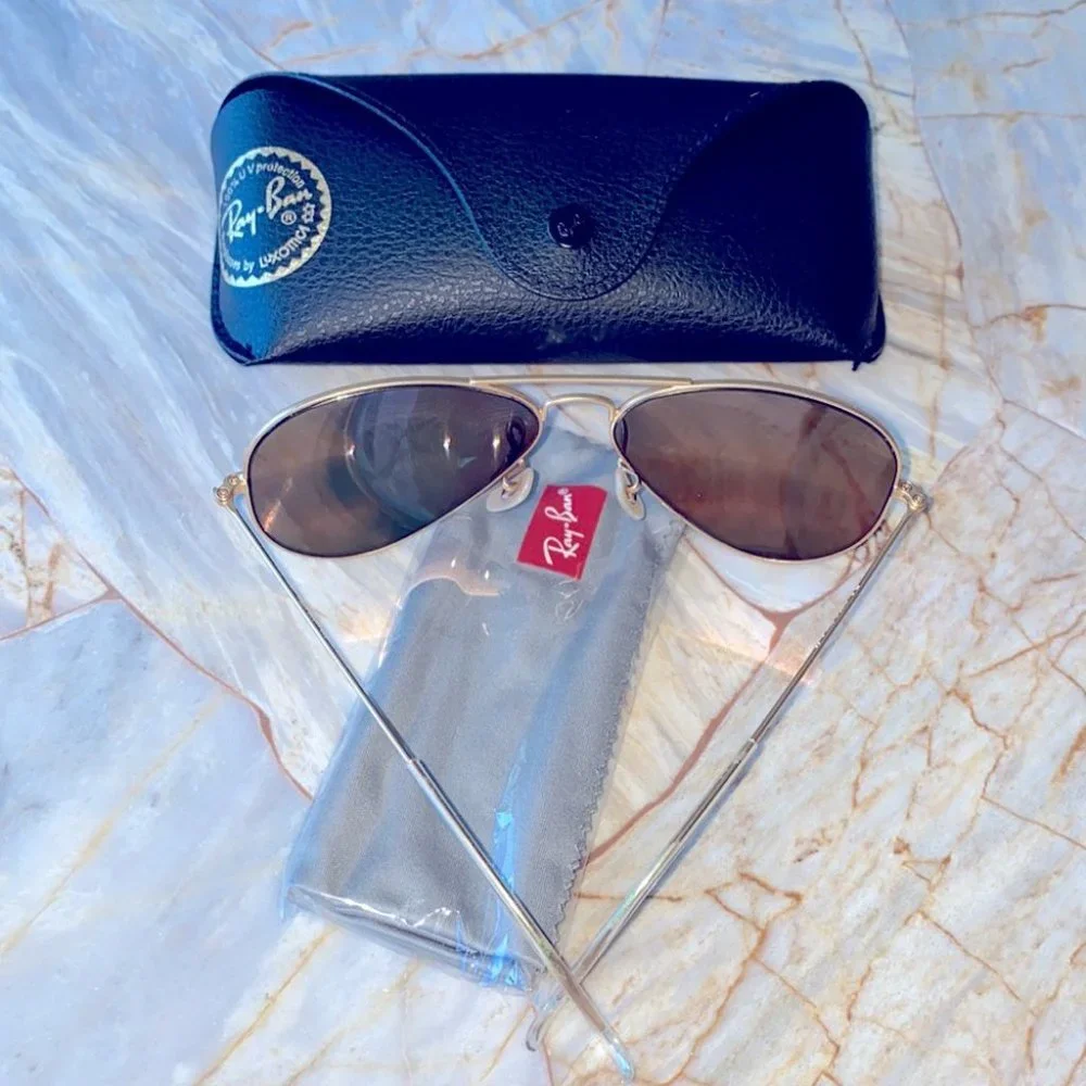 Ray-Ban few minor