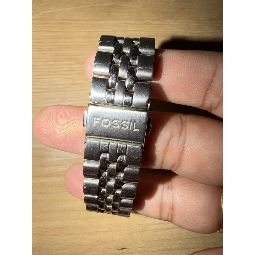 Fossil pre owned
