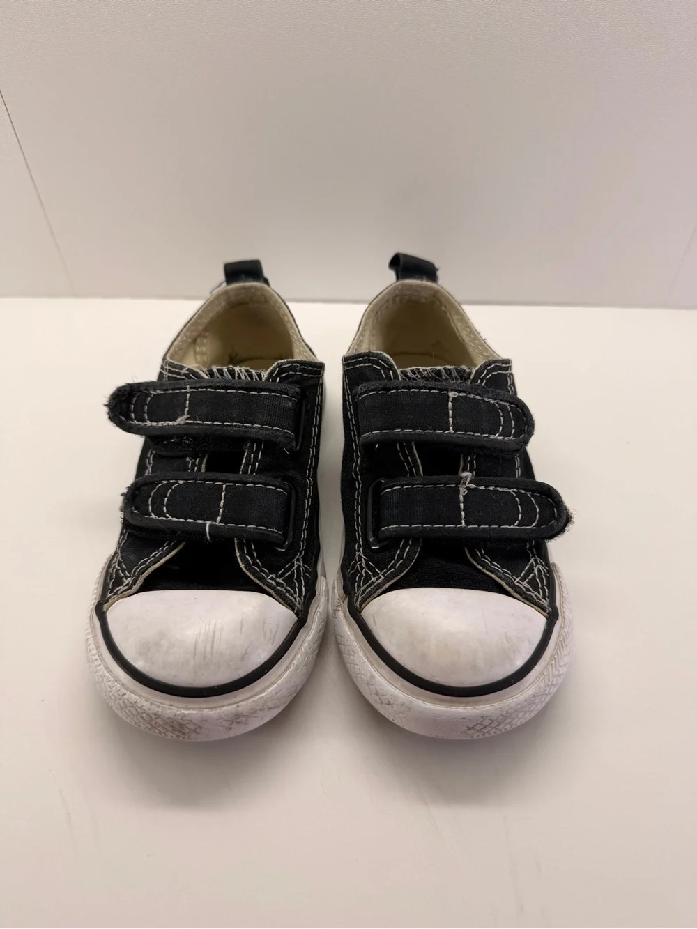 Converse Kids Black Canvas Velcro Low-Top Sneakers