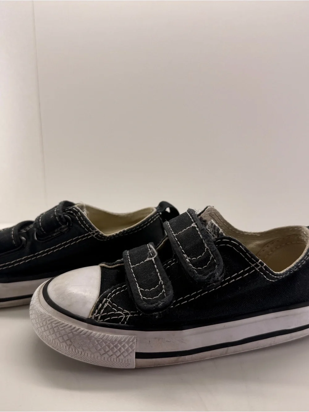 Converse black canvas